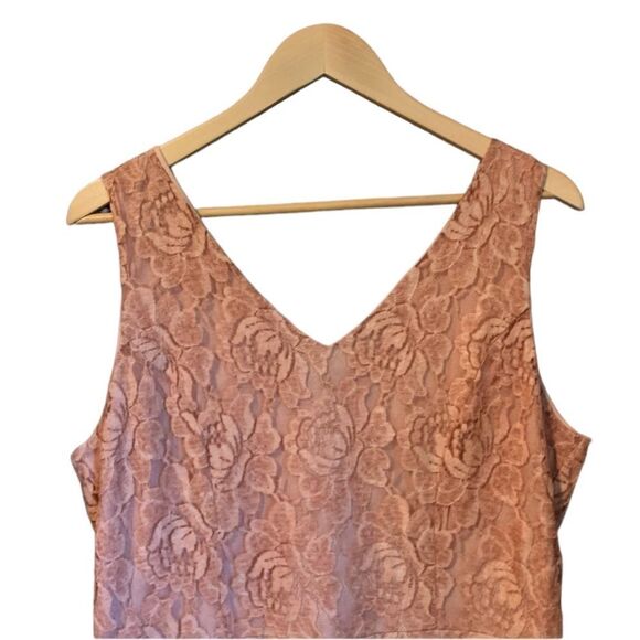 NWT! Soprano lace sleeveless dress - Picture 2 of 8